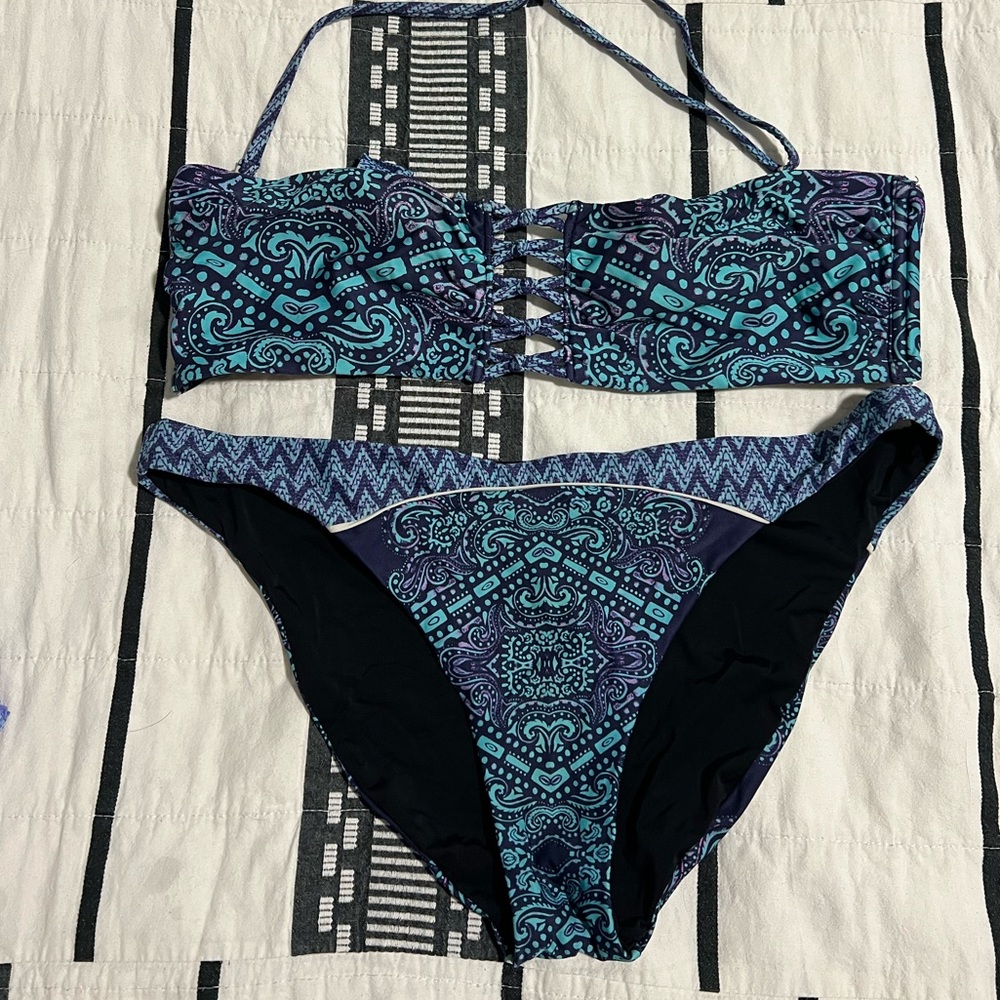 Red Carter Bikini Set